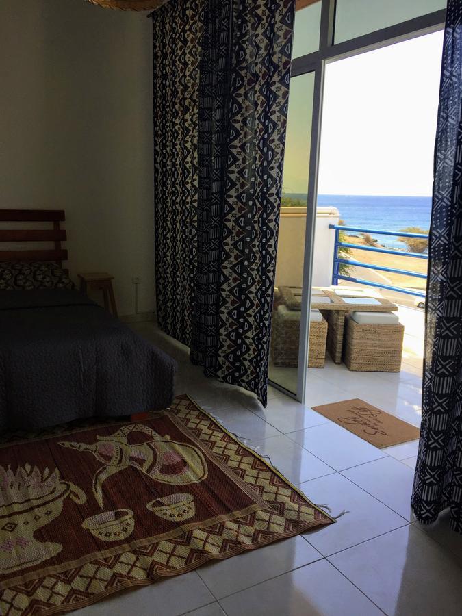 Casa Namaste Bed & Breakfast/Appartement Praia Exteriör bild